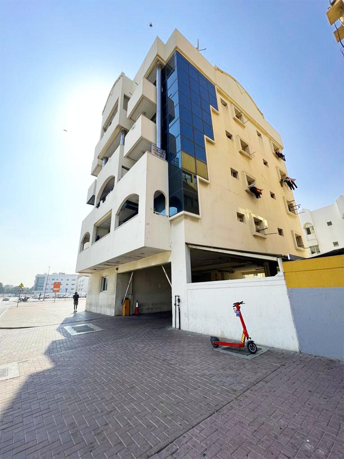 Sky Hostel Дубай Экстерьер фото