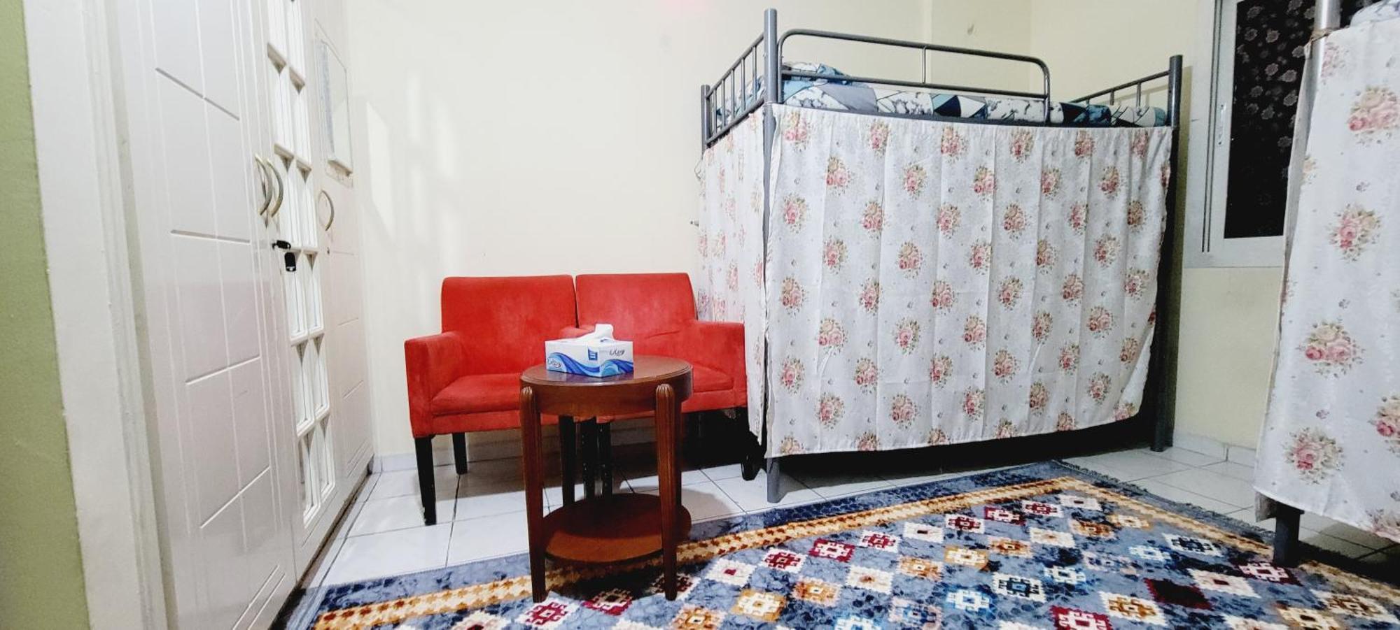 Sky Hostel Дубай Экстерьер фото